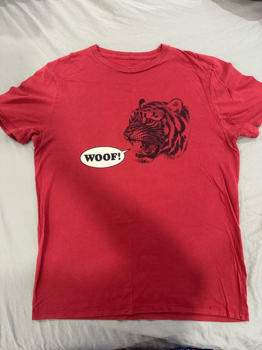Forever 21 Red Men's Crew Neck Tee with Black Tiger 'Woof!' Graphic